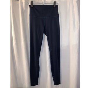 Navy Lululemon Wunder Under Leggings